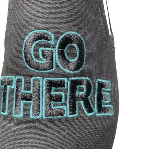 Super Cute! Circus by Sam Edelman Slip On Sneakers - Picture 4 of 8